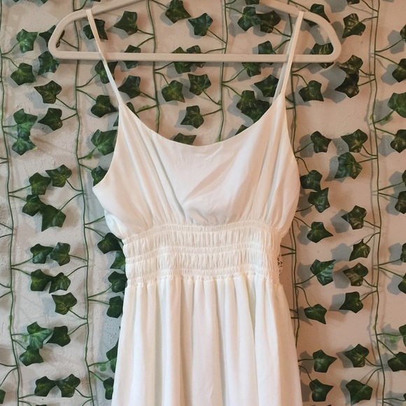 Mimi Chica Smocked Sundress - Picture 4 of 7